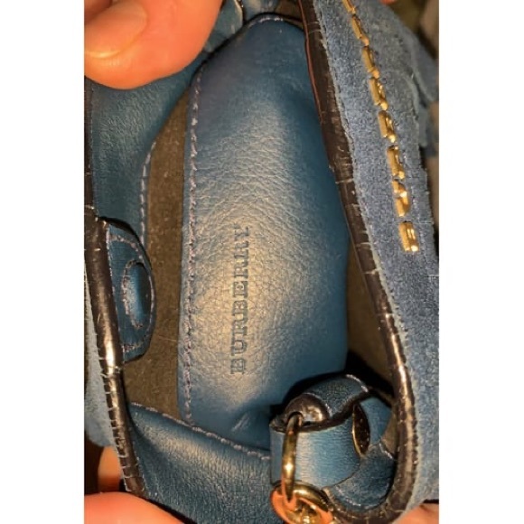 BURBERRY SUEDE FRINGE MINI BUCKET BAG๐๐ฆ - Picture 8 of 8